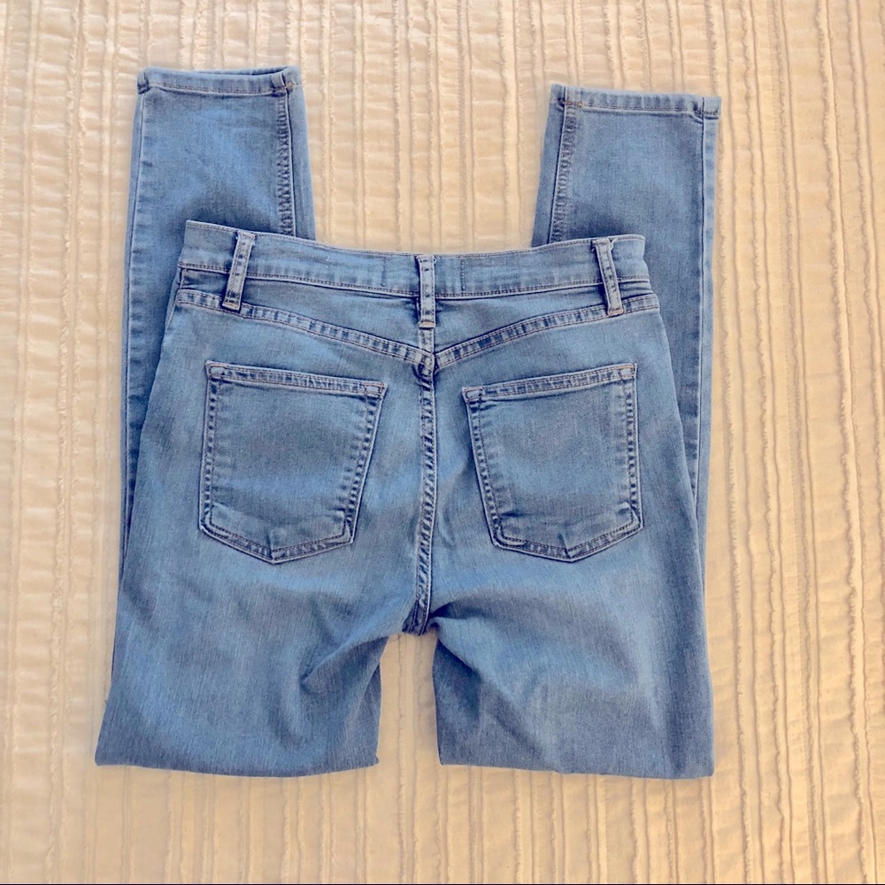 Free People Hi-Rise Light Wash Skinny Jean Jegging - Picture 4 of 9